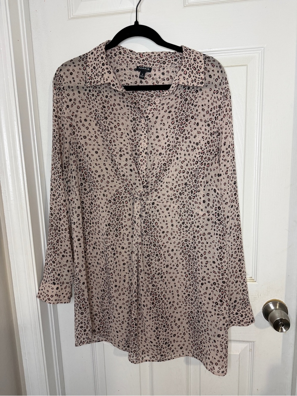 Animal Print Button-Front Blouse in Beige and Black - Torrid